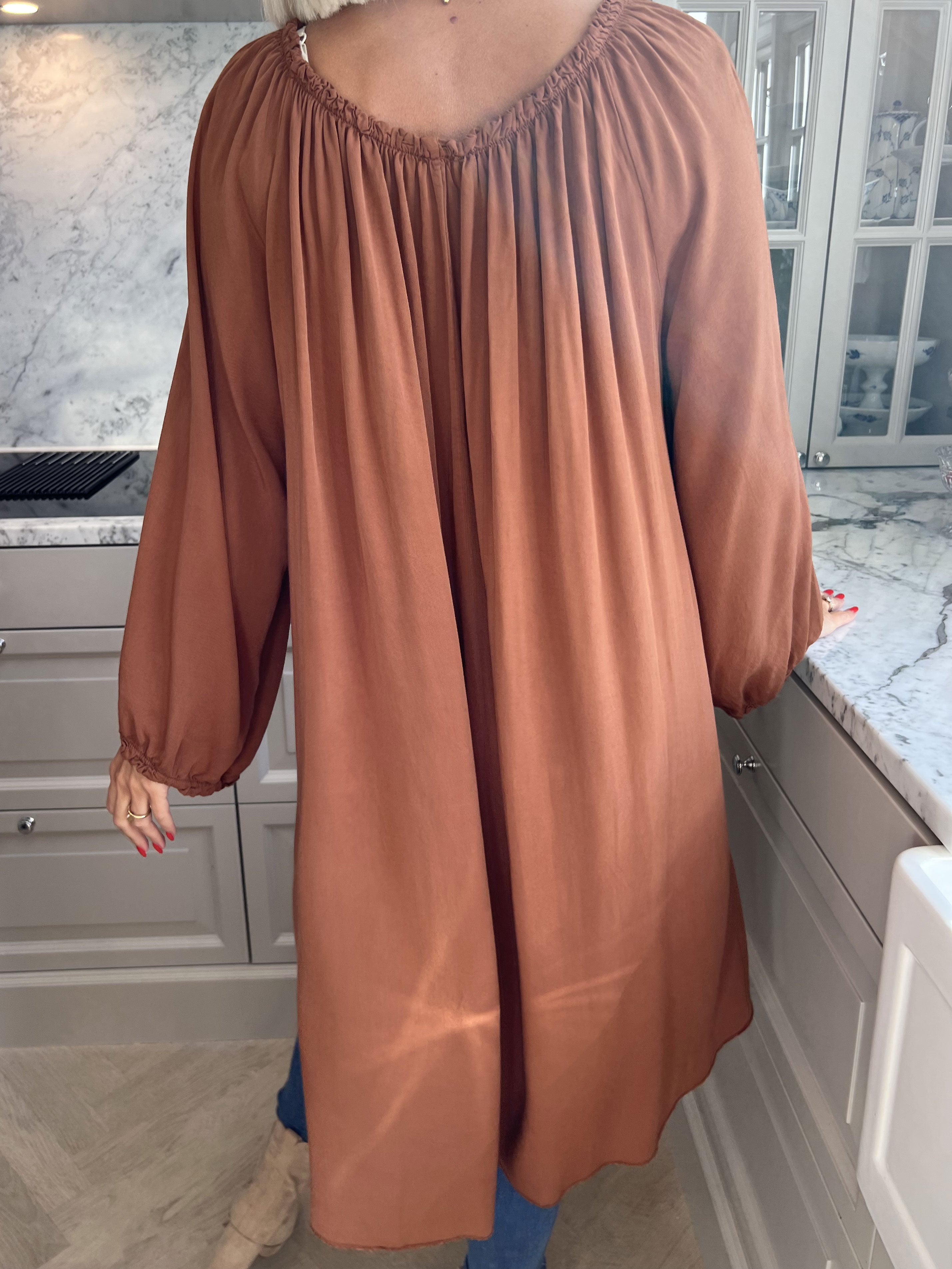 Nicole - Tunikakjole med bindebånd